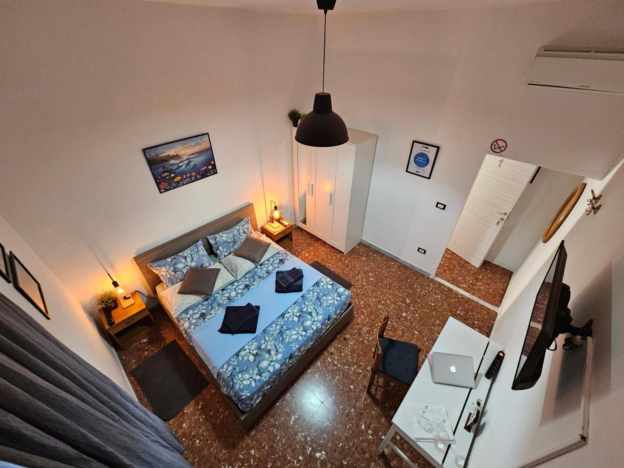Eva Capital Guest House Vitinia Buitenkant foto