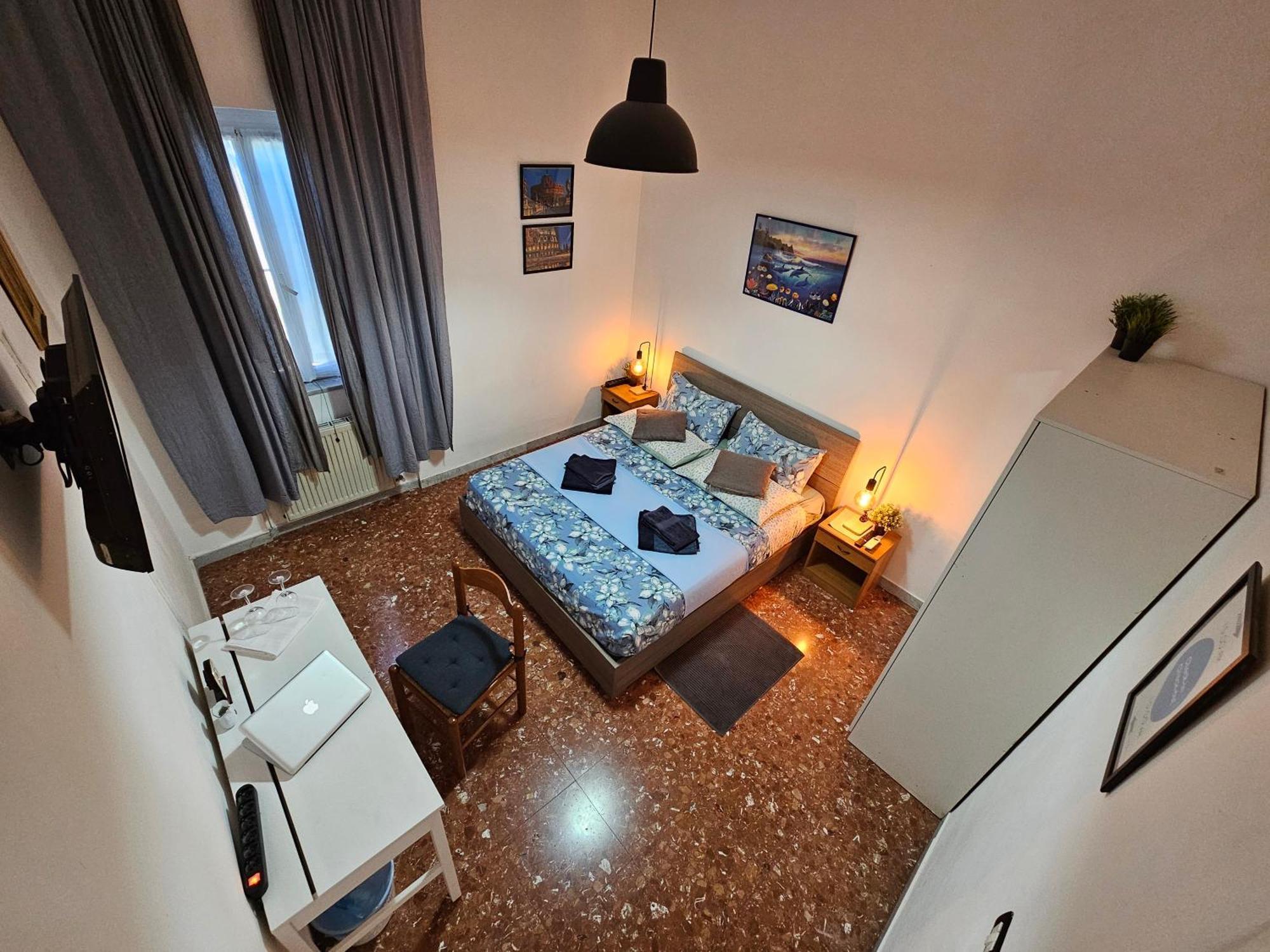 Eva Capital Guest House Vitinia Buitenkant foto